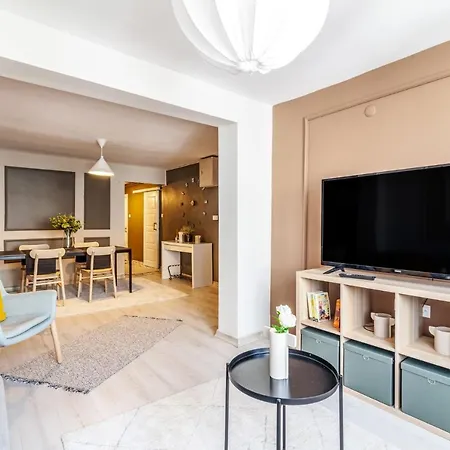 Spacious Oasis In Beyoglu Steps From Galataport アパート