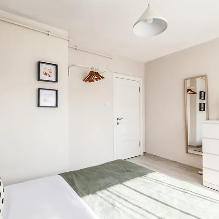 Spacious Oasis In Beyoglu Steps From Galataport アパート *